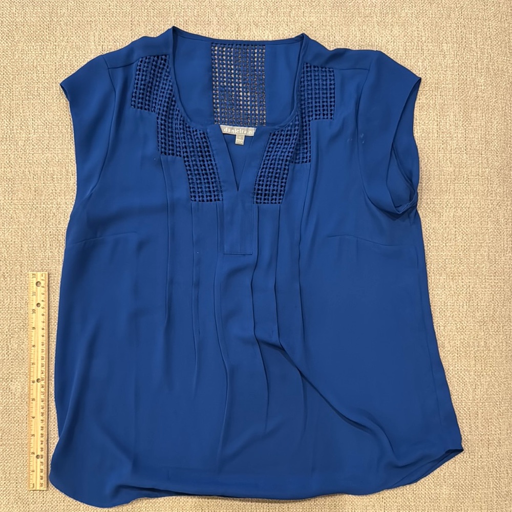 Women's Blue Top